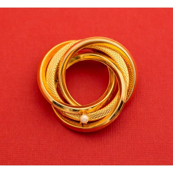 Vintage Gold Tone Statement Brooch with a faux pearl - F3 - Picture 1 of 2